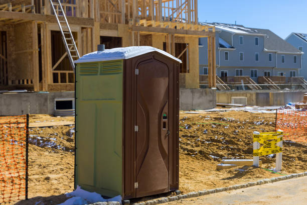 Best Porta potty rental near me  in Kingston, RI